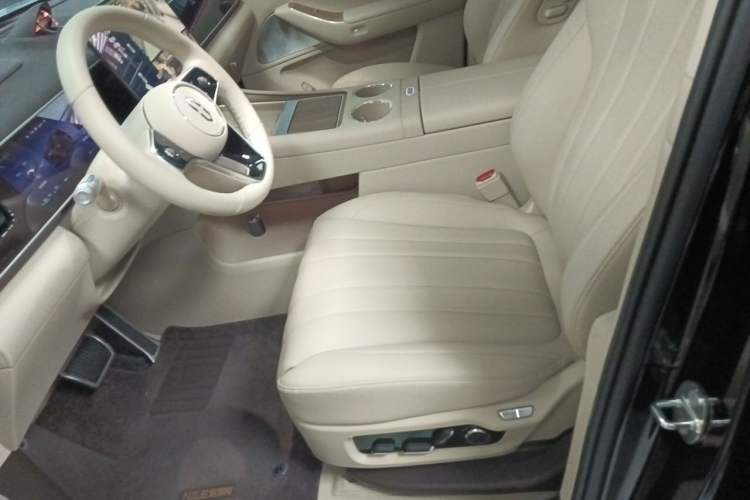 Used Hima AITO M7 2026 Model Range-Extending Ultra All-Wheel Drive 5-Seater Version Left Front Seat