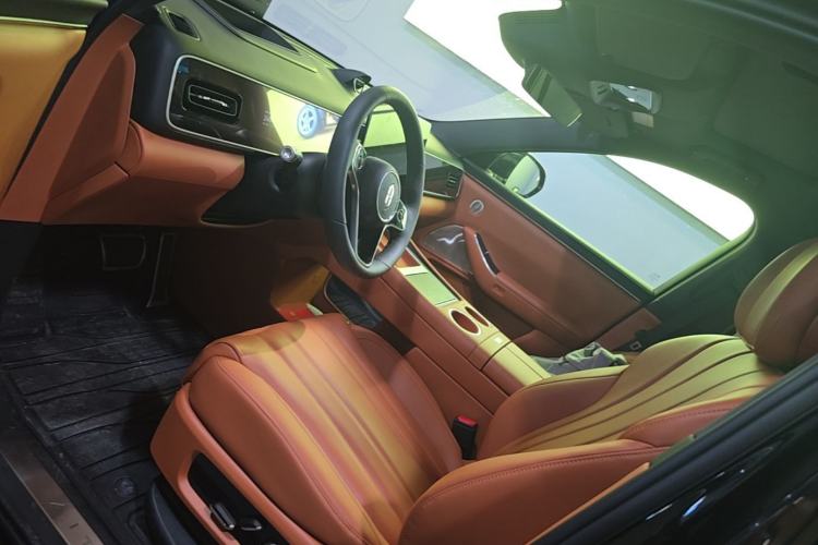 Used Hima AITO M7 2026 Model Range-Extending Pro+ All-Wheel Drive 6-Seater Version Left Front Seat