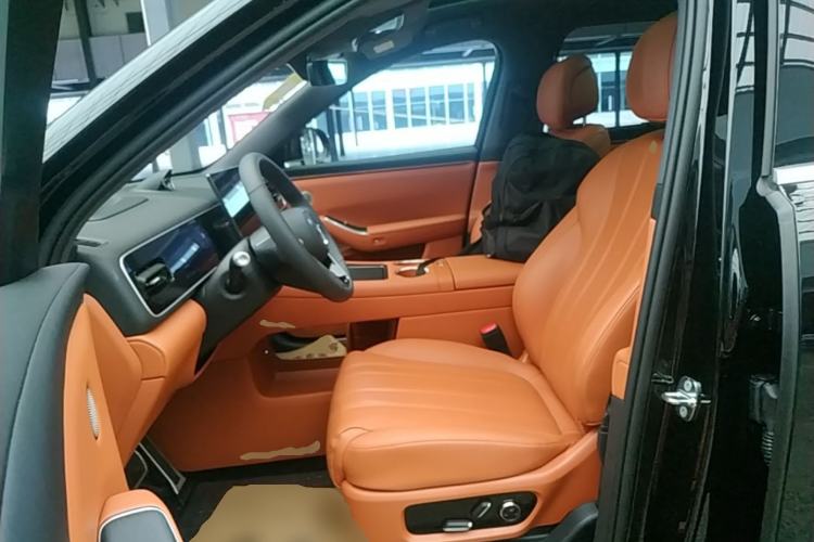 Used Hima AITO M7 2026 Model Range-Extending Pro+ All-Wheel Drive 5-Seater Version Left Front Seat