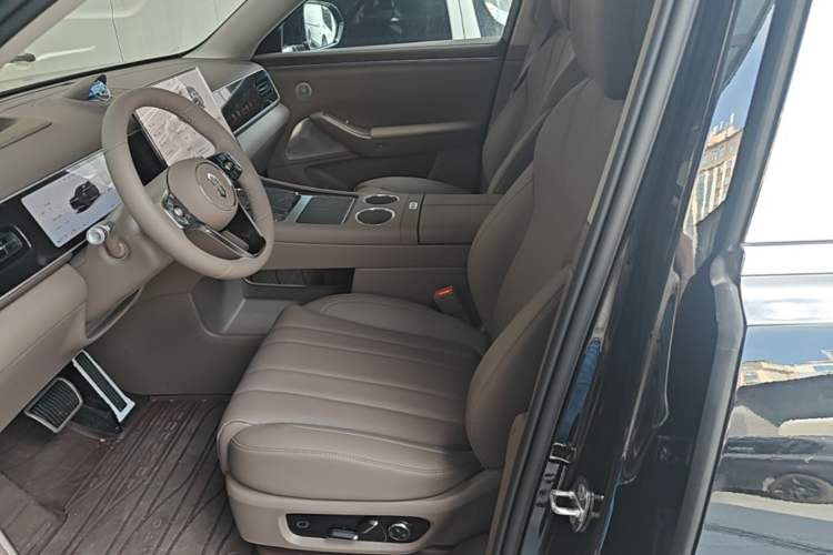 Used Hima AITO M7 2026 Model, Range-Extended Max Long-Range Version, 5 Seats Left Front Seat