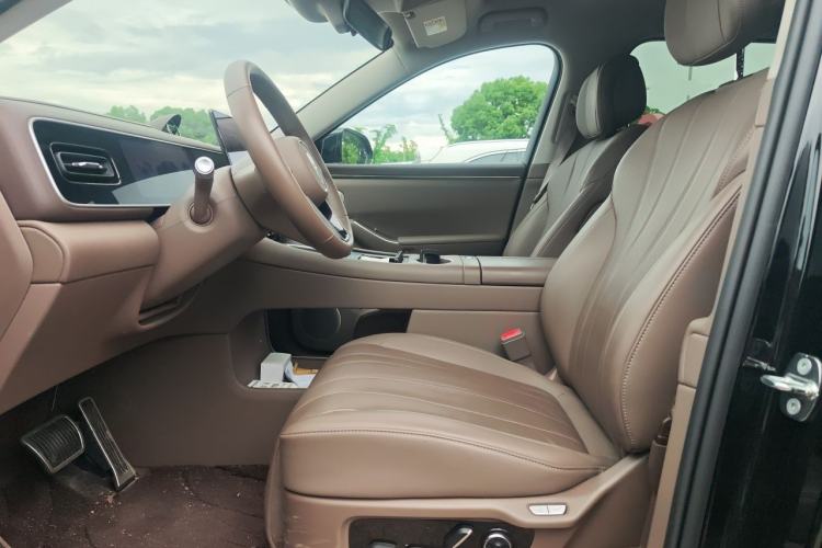 Used Hima AITO M7 2026 Model Range-Extending Ultra All-Wheel Drive 5-Seater Version Left Front Seat