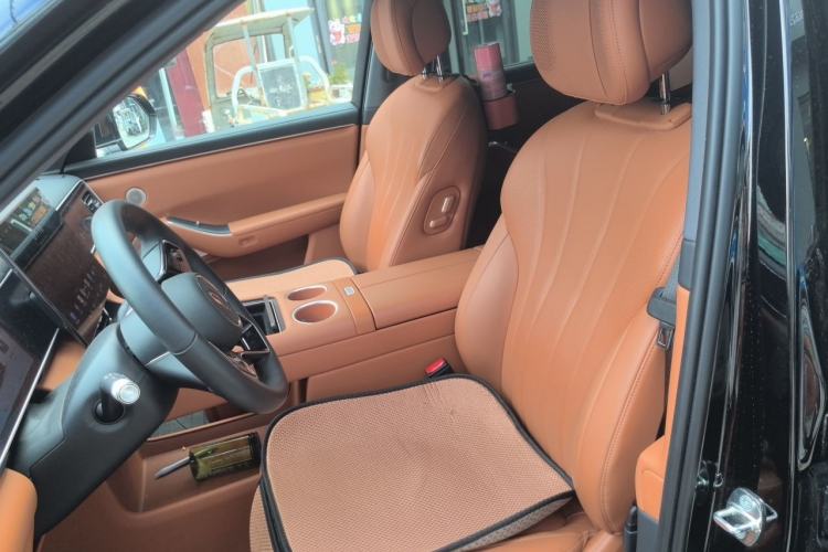 Used Hima AITO M7 2026 Model Range-Extending Max All-Wheel Drive 6-Seater Version Left Front Seat