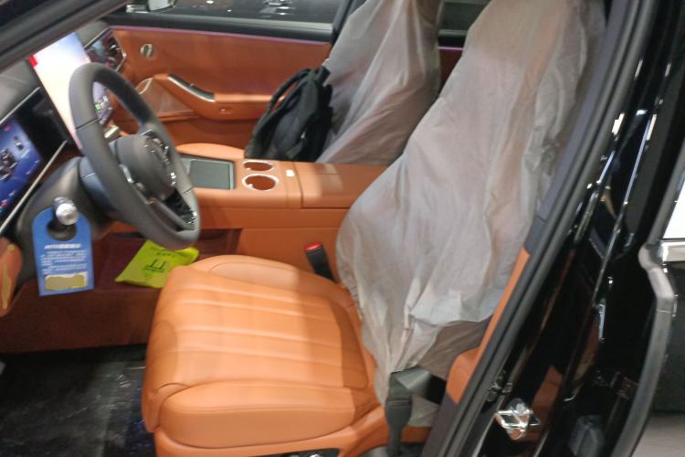 Used Hima AITO M7 2026 Model Range-Extending Pro+ All-Wheel Drive 5-Seater Version Left Front Seat