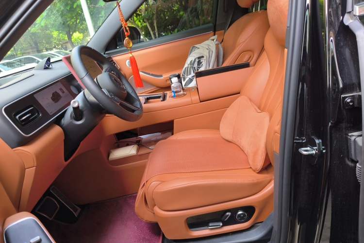 Used Hima AITO M7 2026 Model Pure Electric Max Long Range 6-Seater Version Left Front Seat