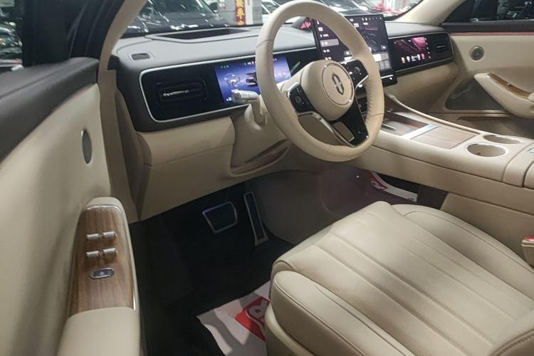 Used Hima AITO M7 2026 Model Range-Extending Max All-Wheel Drive 5-Seater Version Left Front Seat