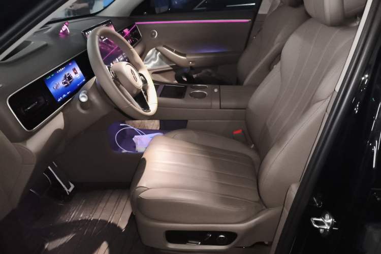 Used Hima AITO M7 2026 Model Range-Extending Max All-Wheel Drive 5-Seater Version Left Front Seat