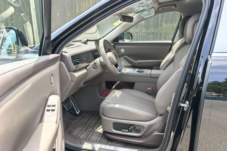 Used Hima AITO M7 2026 Model Pure-Electric Max Long-Range Edition, 6-seater (896-line LiDAR) Left Front Seat