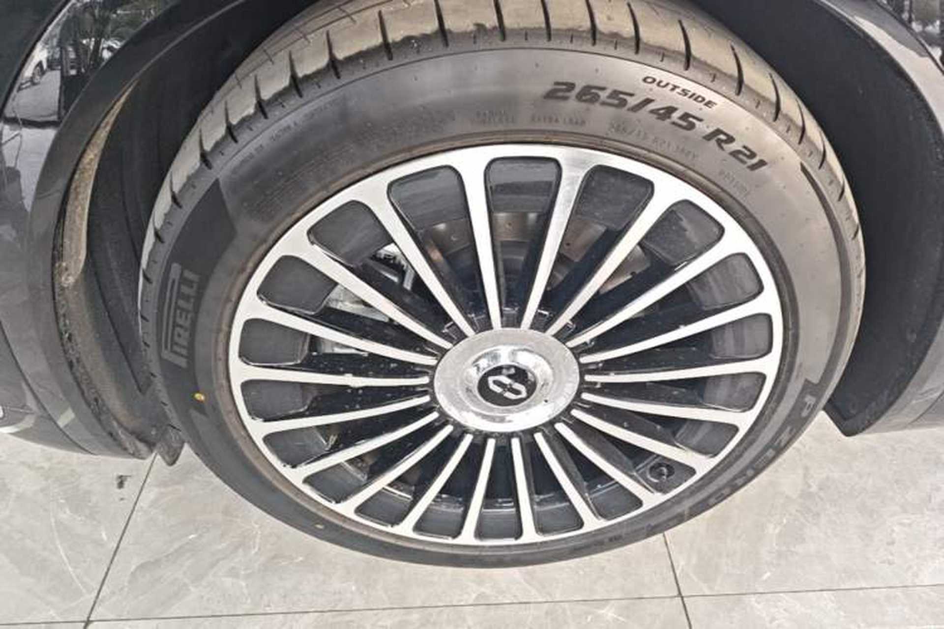 Used Hima AITO M7 2026 Model Range-Extending Ultra All-Wheel Drive 5-Seater Version Left Front Wheel Hub