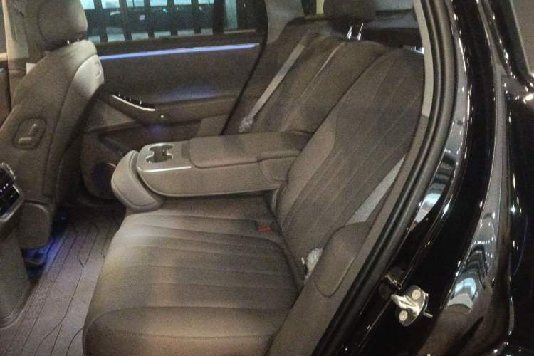 Used Hima AITO M7 2026 Model Pure Electric Max Long Range 5-Seater Version Left Rear Seat