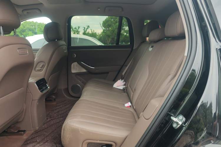 Used Hima AITO M7 2026 Model Range-Extending Ultra All-Wheel Drive 5-Seater Version Left Rear Seat