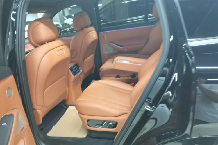 Used Hima AITO M7 2026 Model Pure Electric Max Long Range 6-Seater Version Left Rear Seat