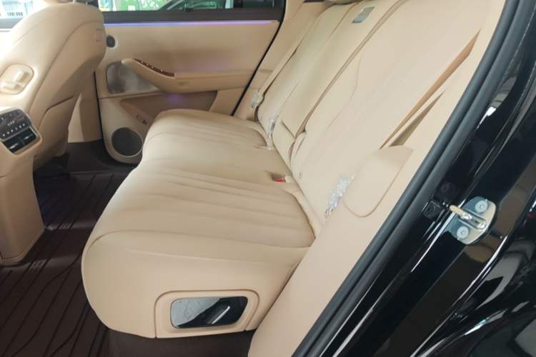 Used Hima AITO M7 2026 Model, Range-Extended Max Long-Range Version, 5 Seats Left Rear Seat