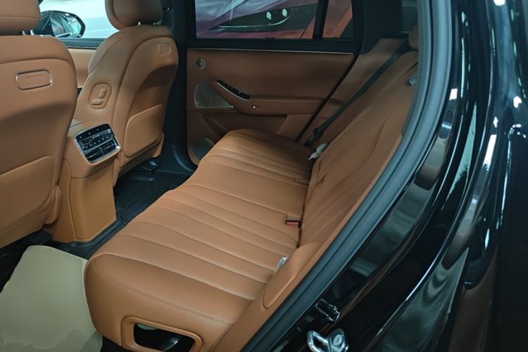 Used Hima AITO M7 2026 Model, Range-Extended Max Four-Wheel-Drive Version, 5 Seats (896-line LiDAR) Left Rear Seat