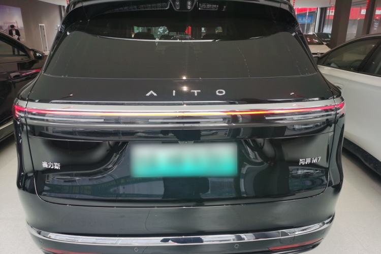 Used Hima AITO M7 2026 Model Range-Extending Max All-Wheel Drive 5-Seater Version Rear