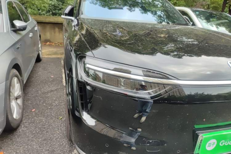Used Hima AITO M7 2026 Model, Range-Extended Max Four-Wheel-Drive Version, 5 Seats (896-line LiDAR) Right Front Headlight