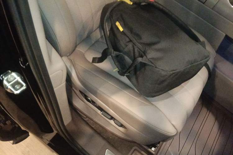 Used Hima AITO M7 2026 Model Pure Electric Max Long Range 5-Seater Version Right Front Seat