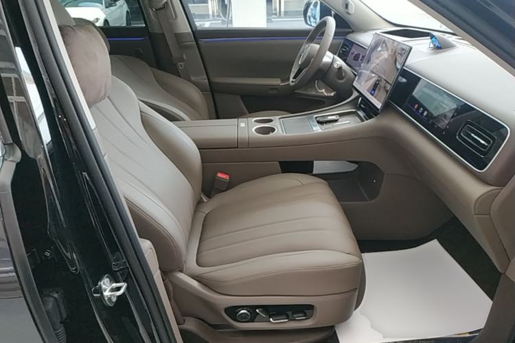 Used Hima AITO M7 2026 Model Range-Extending Ultra All-Wheel Drive 5-Seater Version Right Front Seat