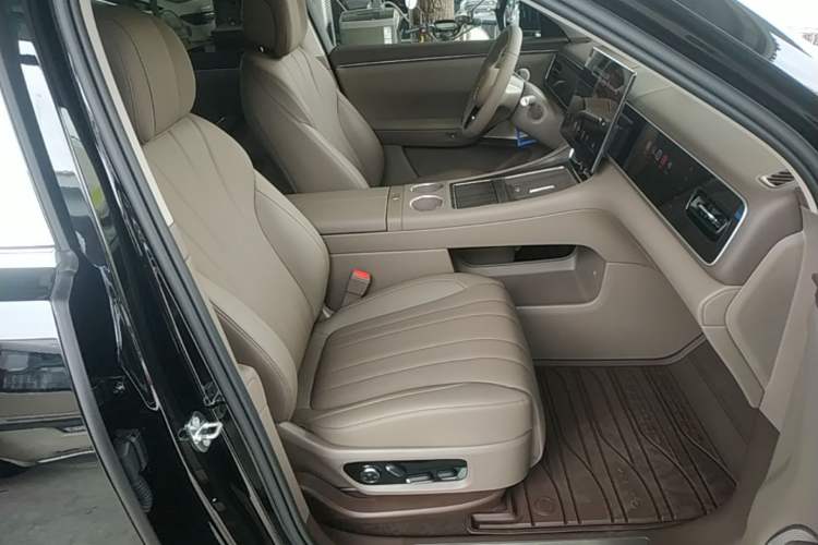 Used Hima AITO M7 2026 Model, Range-Extended Max Long-Range Version, 5 Seats Right Front Seat