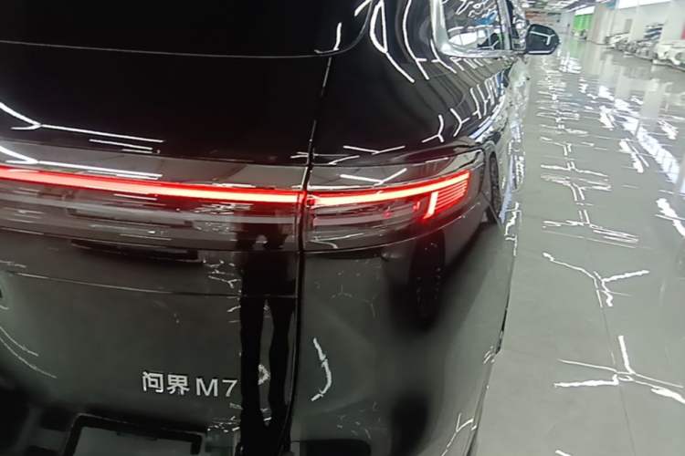 Used Hima AITO M7 2026 Model Range-Extending Ultra All-Wheel Drive 5-Seater Version Right Rear Taillight