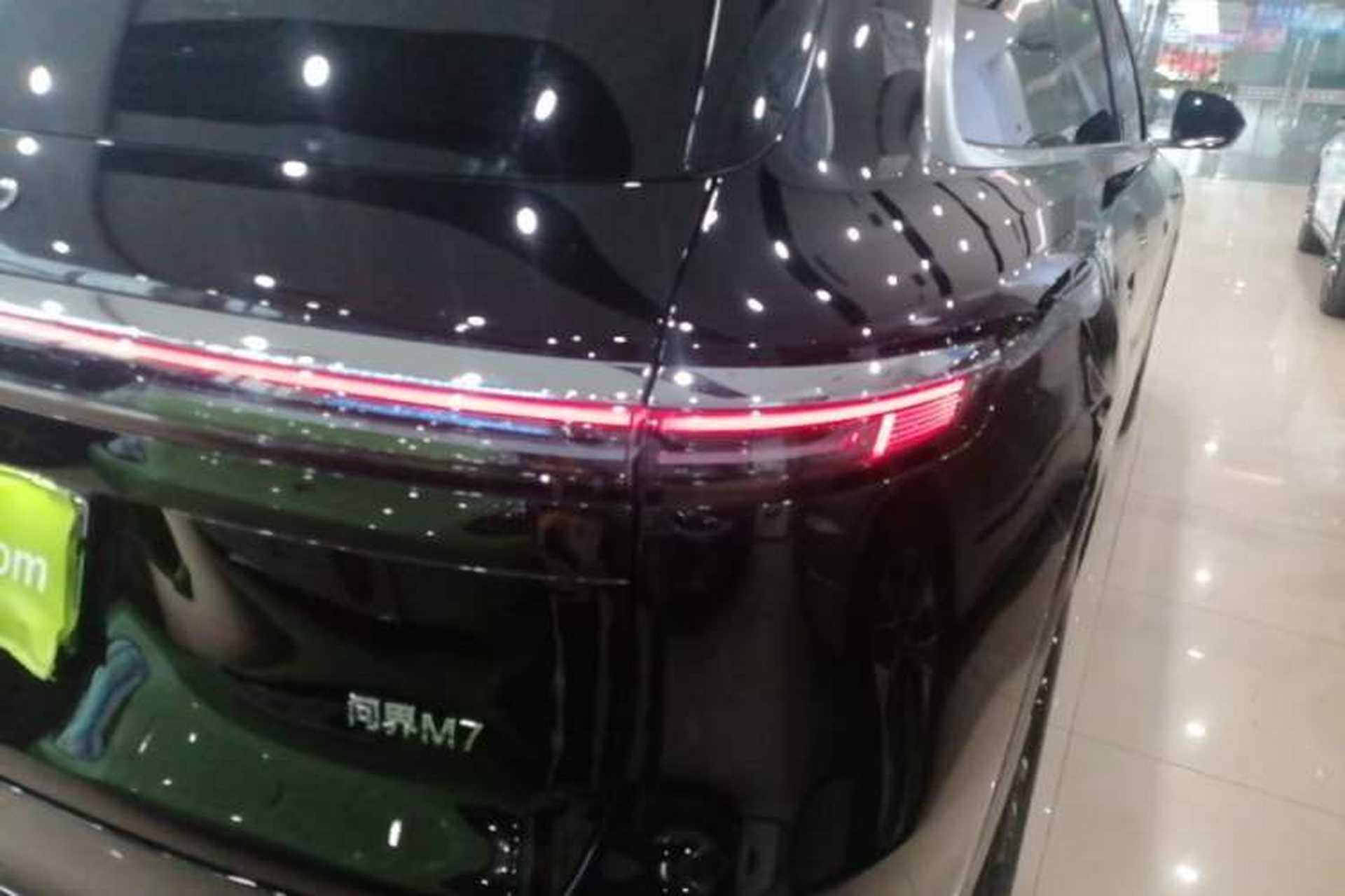 Used Hima AITO M7 2026 Model Range-Extending Max All-Wheel Drive 5-Seater Version Right Rear Taillight