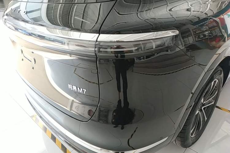Used Hima AITO M7 2026 Model Range-Extending Ultra All-Wheel Drive 5-Seater Version Right Rear Taillight