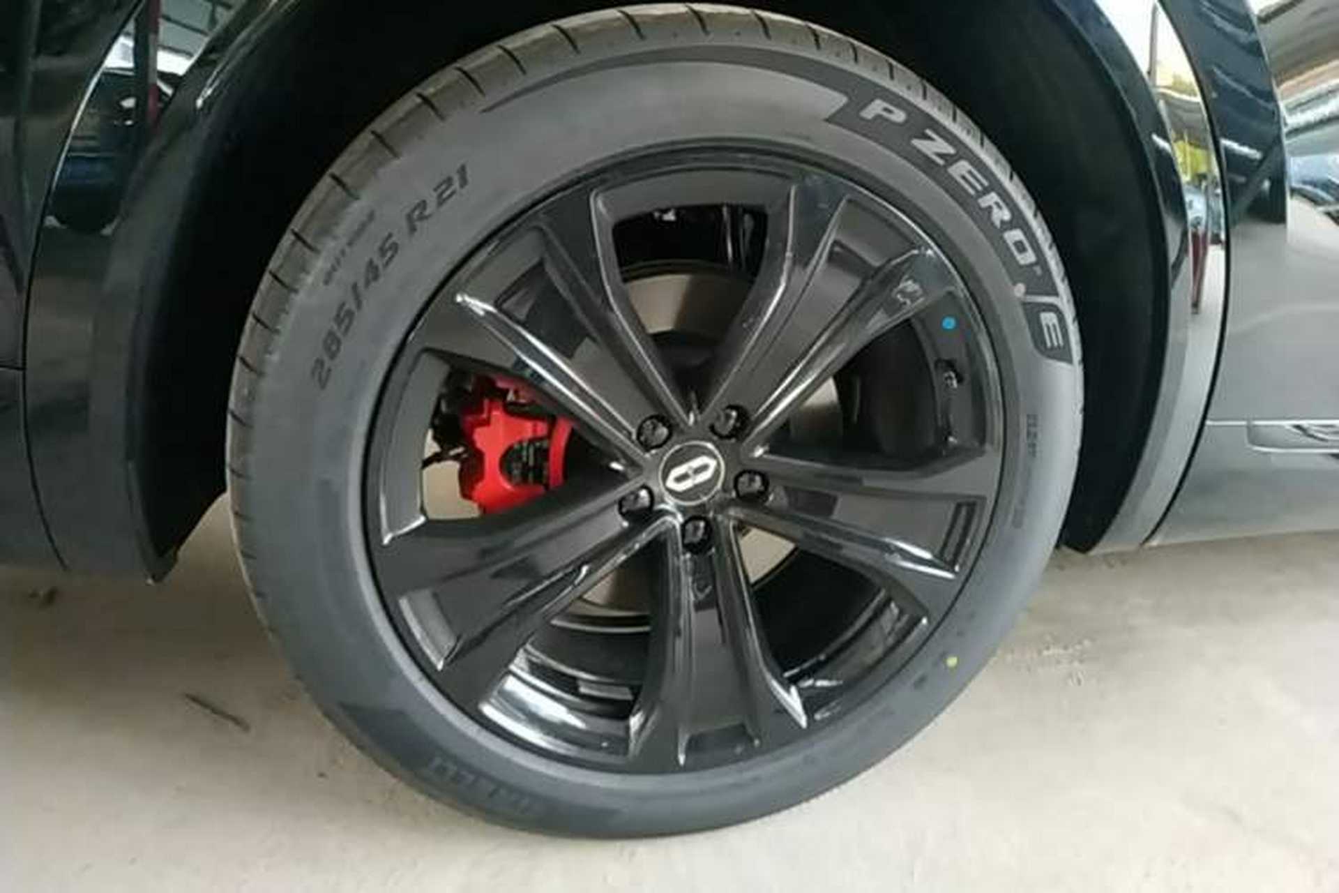 Used Hima AITO M7 2026 Model Range-Extending Max All-Wheel Drive 6-Seater Version Right Rear Wheel Hub