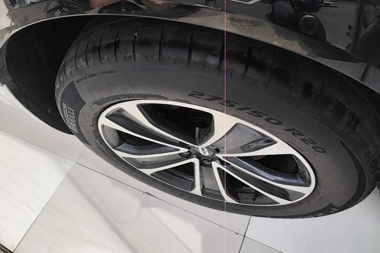 Used Hima AITO M7 2026 Model Range-Extending Ultra All-Wheel Drive 5-Seater Version Right Rear Wheel Hub