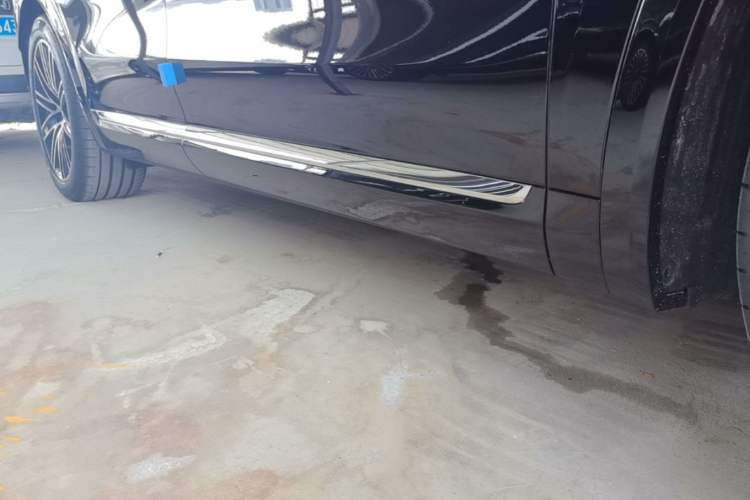 Used Hima AITO M7 2026 Model Range-Extended Max Long-Range Edition, 6-seater (896-line LiDAR) Right Side Sill