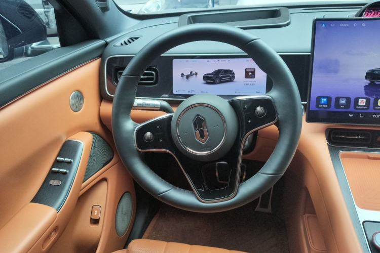 Used Hima AITO M7 2026 Model Range-Extending Max All-Wheel Drive 5-Seater Version Steering Wheel