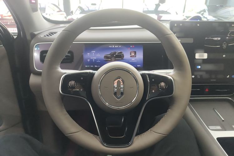Used Hima AITO M7 2026 Model Pure Electric Max All-Wheel Drive 5-Seater Version Steering Wheel
