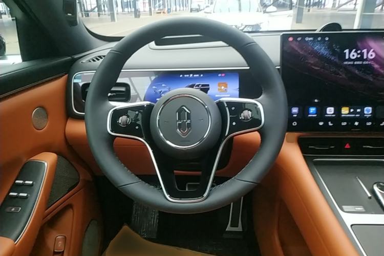Used Hima AITO M7 2026 Model Range-Extending Pro+ All-Wheel Drive 5-Seater Version Steering Wheel