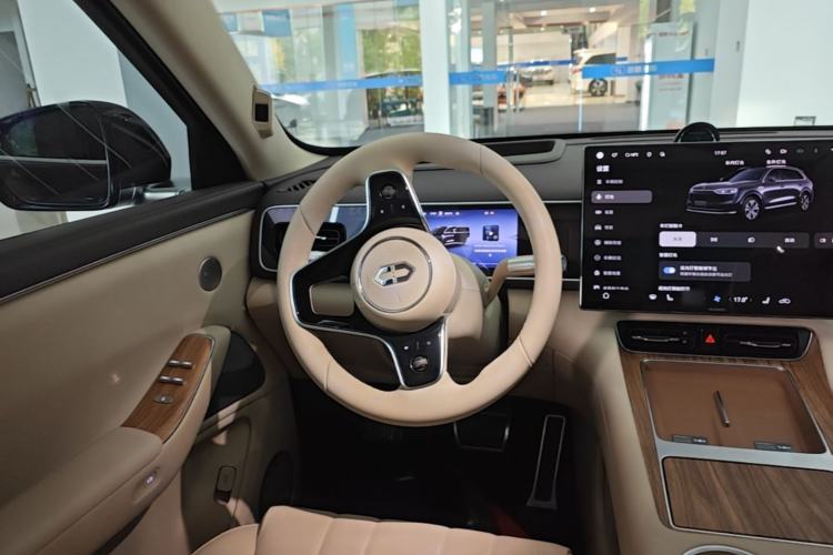 Used Hima AITO M7 2026 Model Range-Extending Max All-Wheel Drive 6-Seater Version Steering Wheel