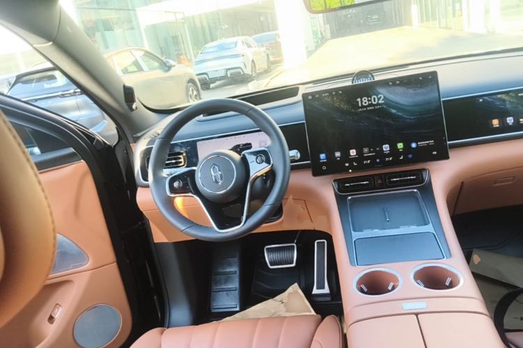 Used Hima AITO M7 2026 Model Range-Extending Ultra All-Wheel Drive 5-Seater Version Steering Wheel