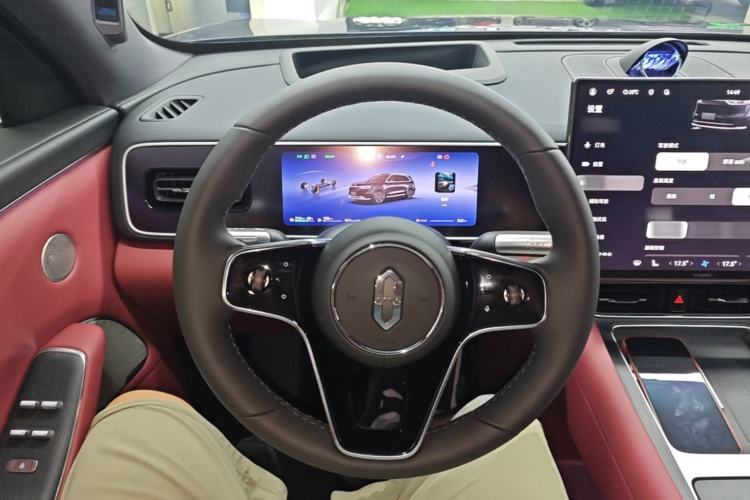 Used Hima AITO M7 2026 Model Range-Extending Max All-Wheel Drive 5-Seater Version Steering Wheel