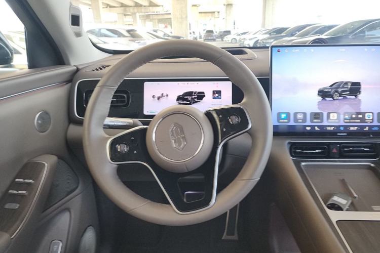 Used Hima AITO M7 2026 Model Range-Extending Ultra All-Wheel Drive 6-Seater Version Steering Wheel