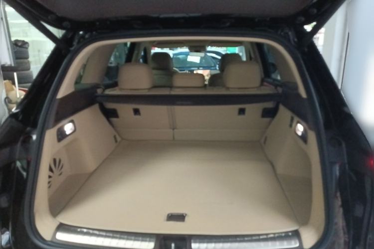 Used Hima AITO M7 2026 Model Range-Extending Ultra All-Wheel Drive 5-Seater Version Trunk
