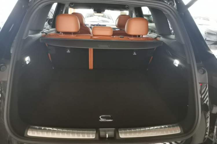 Used Hima AITO M7 2026 Model Range-Extending Max All-Wheel Drive 5-Seater Version Trunk