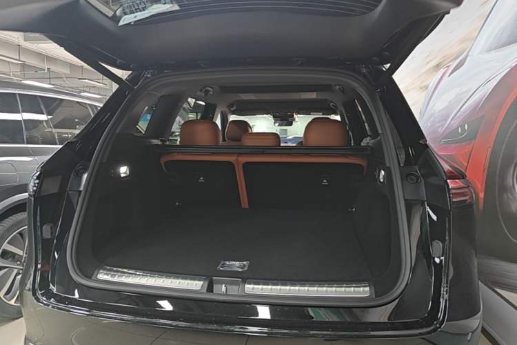 Used Hima AITO M7 2026 Model, Range-Extended Max Four-Wheel-Drive Version, 5 Seats (896-line LiDAR) Trunk