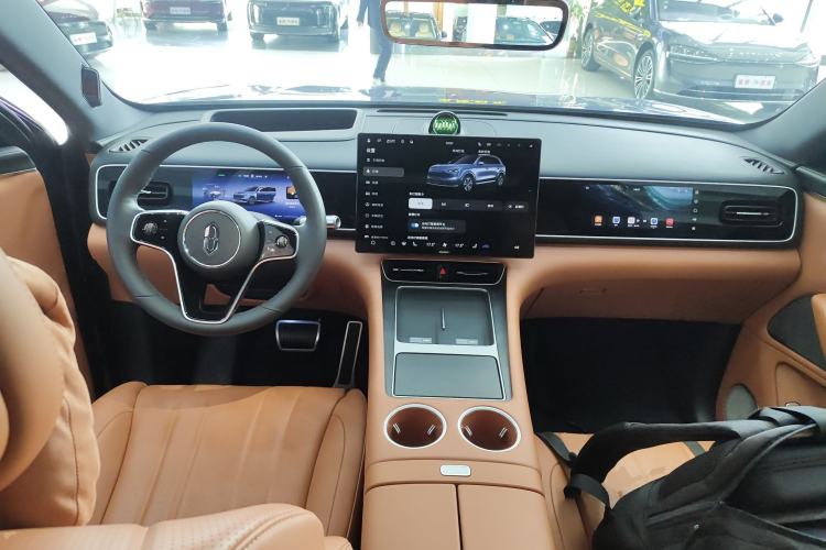 Used Hima AITO M7 2026 Model Range-Extending Ultra All-Wheel Drive 5-Seater Version Center Console