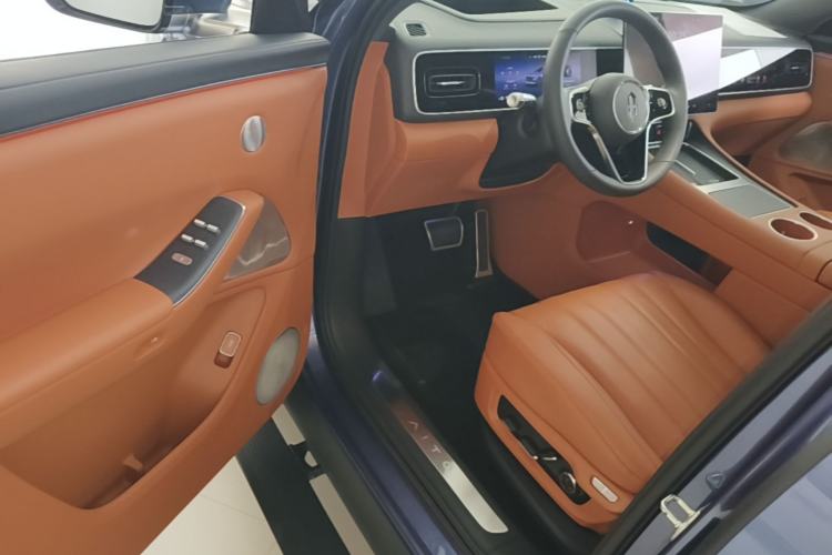 Used Hima AITO M7 2026 Model Range-Extending Ultra All-Wheel Drive 5-Seater Version Driver Seat