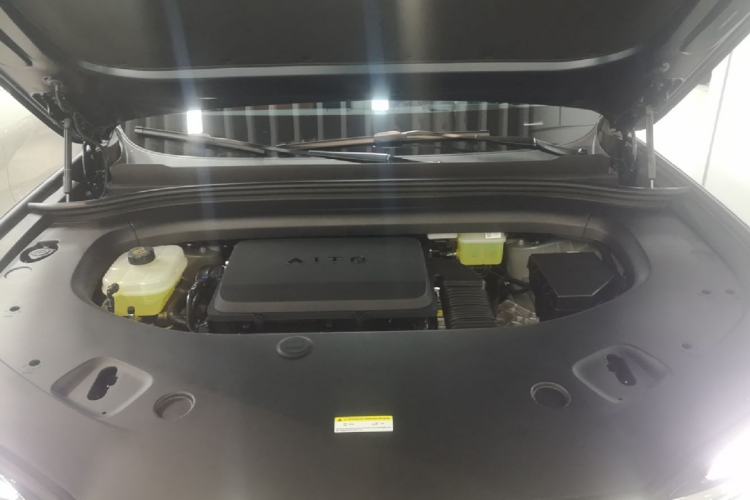 Used Hima AITO M7 2026 Model Range-Extending Max All-Wheel Drive 5-Seater Version Engine Bay