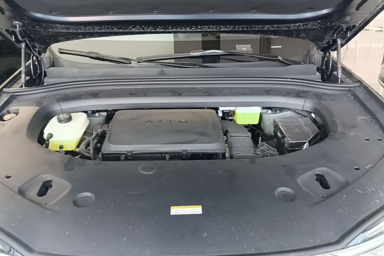 Used Hima AITO M7 2026 Model Range-Extending Ultra All-Wheel Drive 5-Seater Version Engine Bay