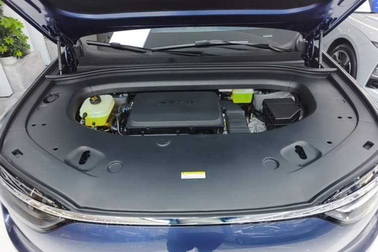 Used Hima AITO M7 2026 Model Range-Extending Ultra All-Wheel Drive 5-Seater Version Engine Bay