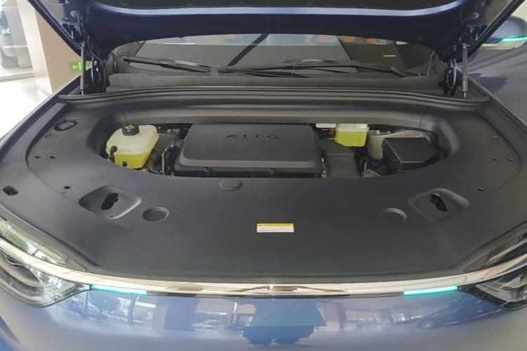 Used Hima AITO M7 2026 Model Range-Extending Ultra All-Wheel Drive 5-Seater Version Engine Bay