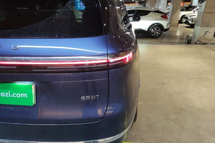 Used Hima AITO M7 2026 Model Range-Extending Ultra All-Wheel Drive 5-Seater Version Exterior 3