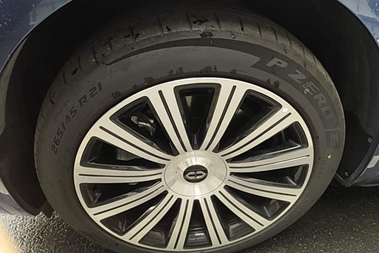 Used Hima AITO M7 2026 Model Range-Extending Ultra All-Wheel Drive 6-Seater Version Exterior 4