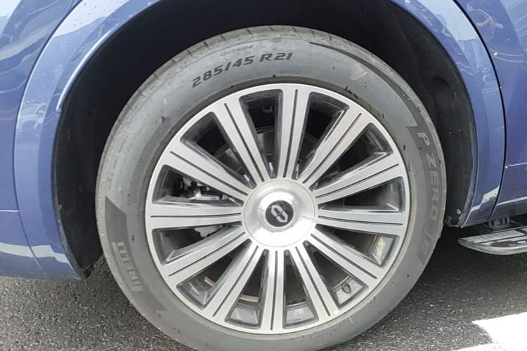 Used Hima AITO M7 2026 Model Range-Extending Ultra All-Wheel Drive 6-Seater Version Exterior 5