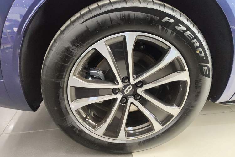 Used Hima AITO M7 2026 Model Range-Extending Ultra All-Wheel Drive 5-Seater Version Exterior 5