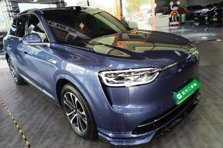 Used Hima AITO M7 2026 Model Range-Extending Ultra All-Wheel Drive 5-Seater Version Front Right 45 Deg