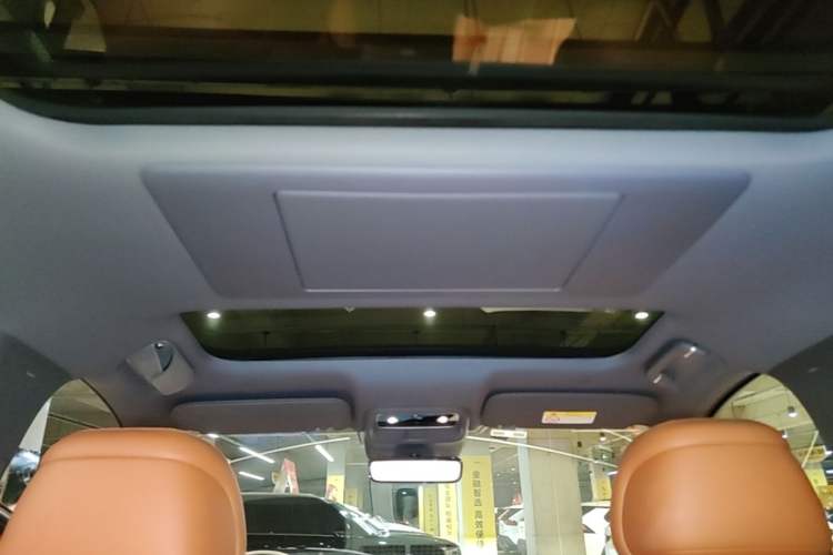 Used Hima AITO M7 2026 Model Range-Extending Ultra All-Wheel Drive 5-Seater Version Headliner